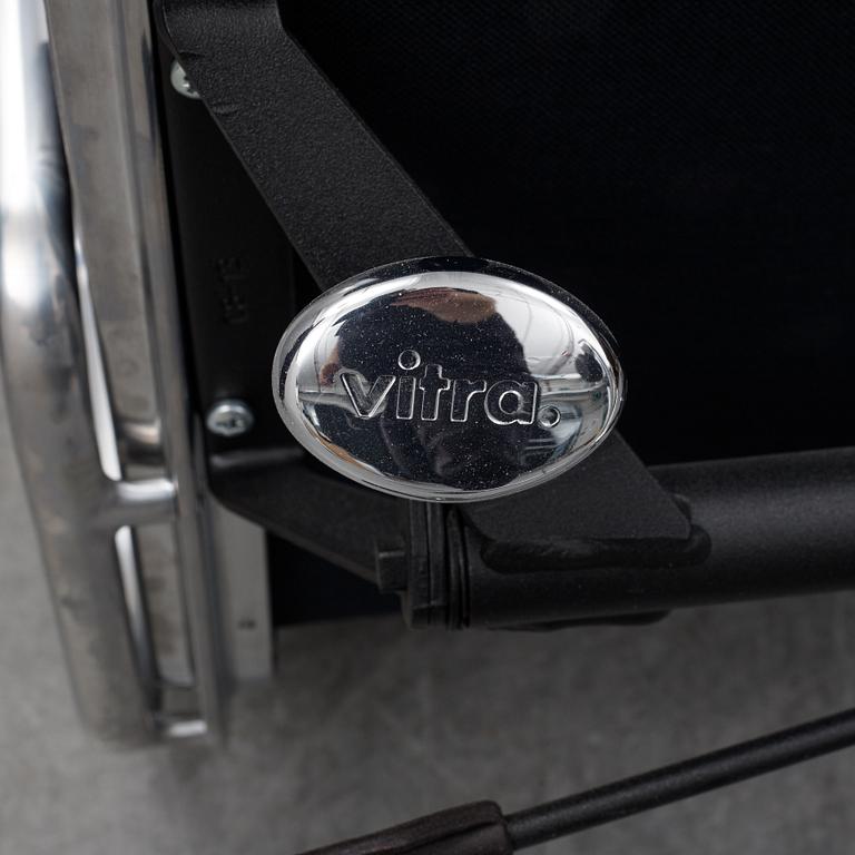 Charles & Ray Eames, a model 'EA 219' desk chair for Vitra.