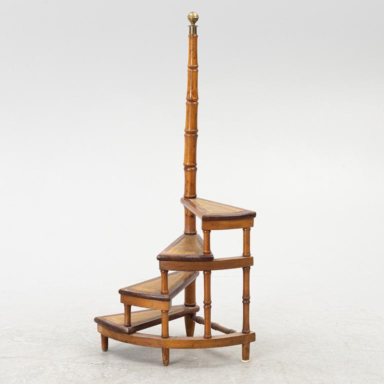 Library ladder, English style, second half of the 20th century.