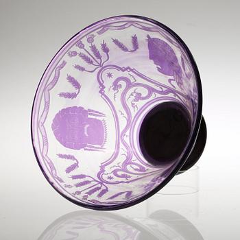 A Peder Nyblom cameo glass vase, probably Orrefors, 1924.