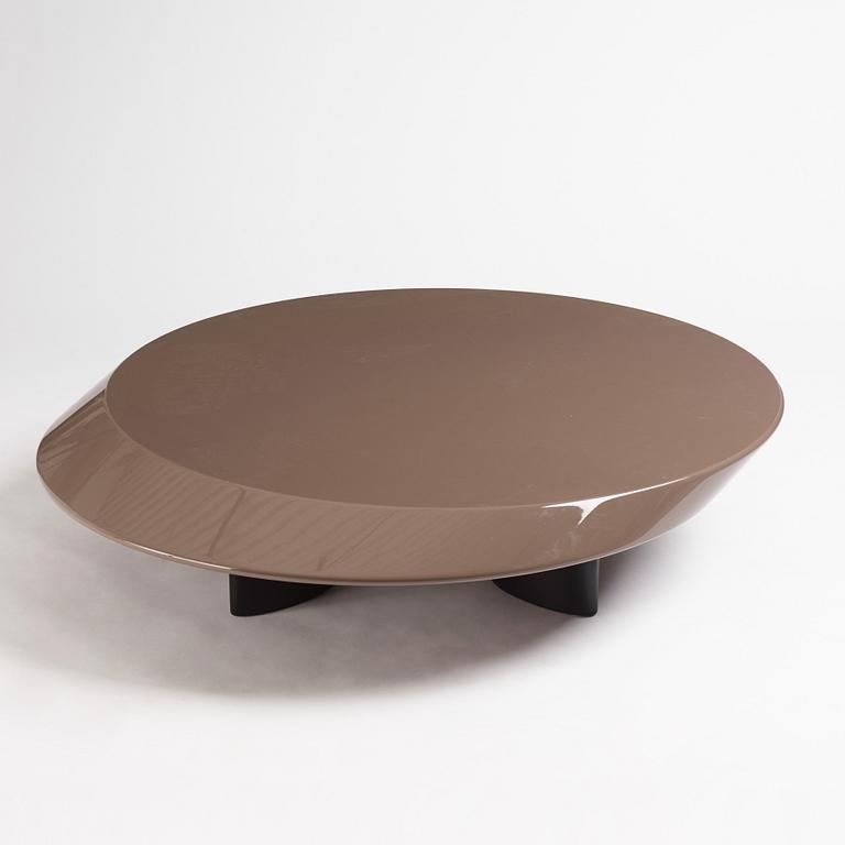 Charlotte Perriand, soffbord, "Accordo Low Table", Cassina, Italien efter 1985.