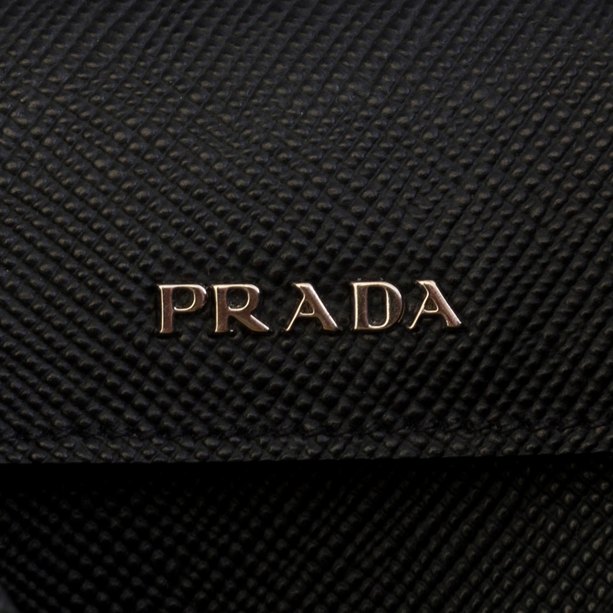 PRADA, väska.