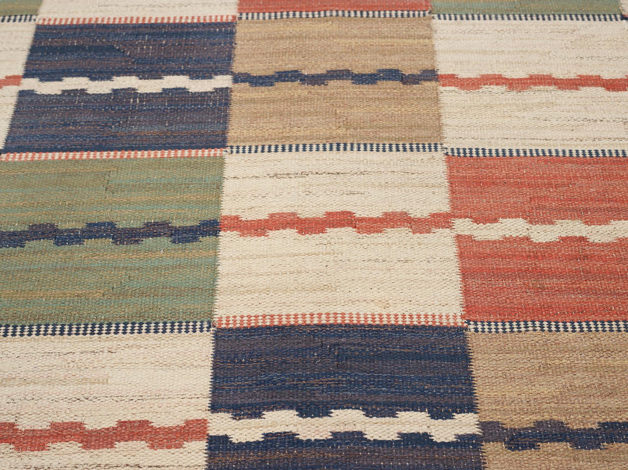 Märta Måås-Fjetterström, Matta, "Vita Rutmattan", rölakan, ca 328 x 189,5-193,5 cm, signerad AB MMF.