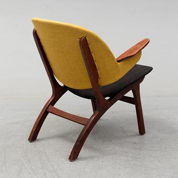 A mid 20th century easy chair model 33A by Carl Edward Matthes, Denmark.