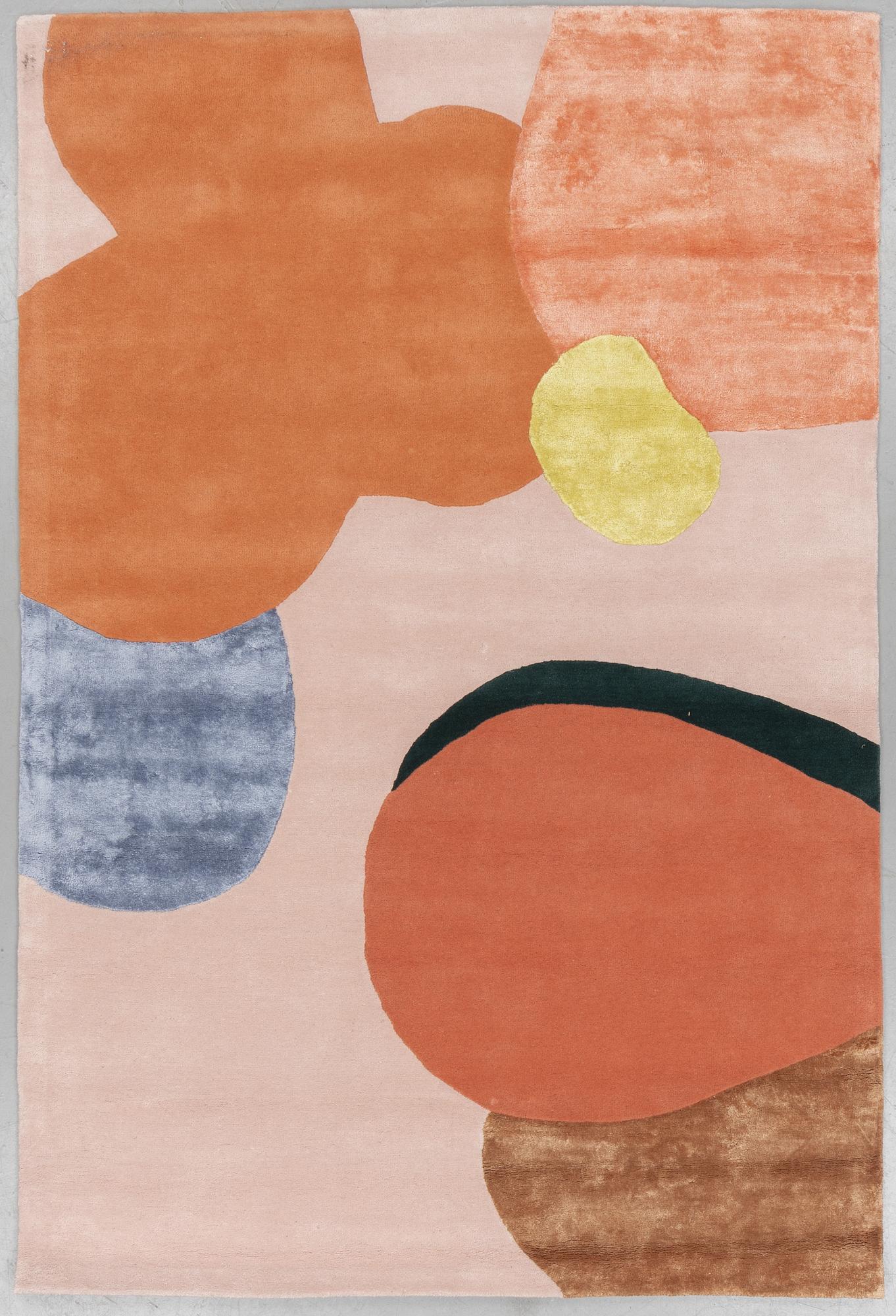 A carpet, "Flower", Layered, 270 x 180 cm.
