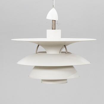 Poul Henningsen, taklampa, "Charlottenborg PH 6 1/2", Louis Poulsen, Danmark.