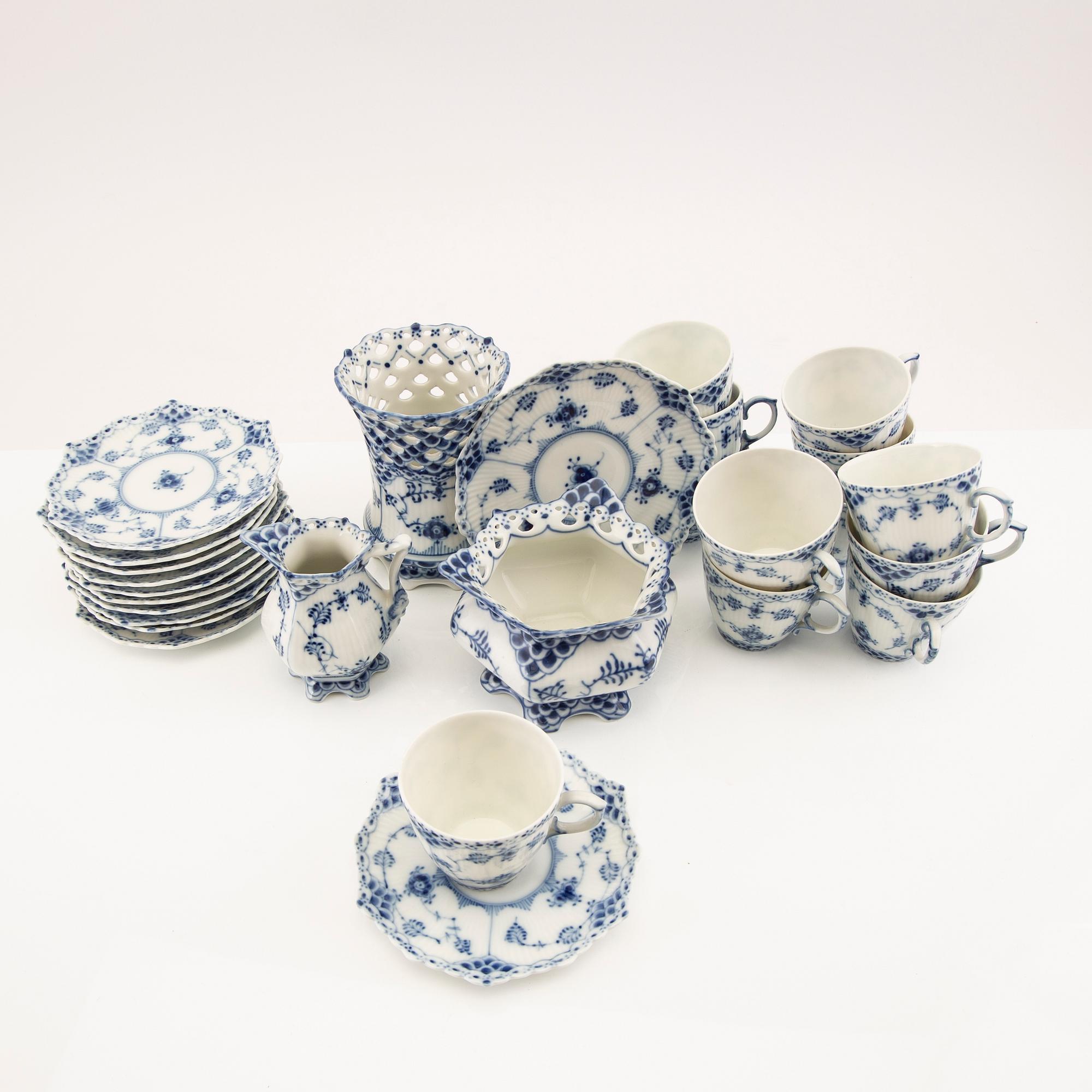 Servis 15 dlr "Muselmalet" Royal Copenhagen, Danmark 1957-1978.