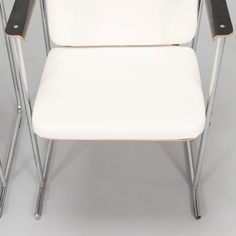 Yrjö Kukkapuro, karmstolar, ett par "Skaala 474", Avarte, sent 1900-tal.