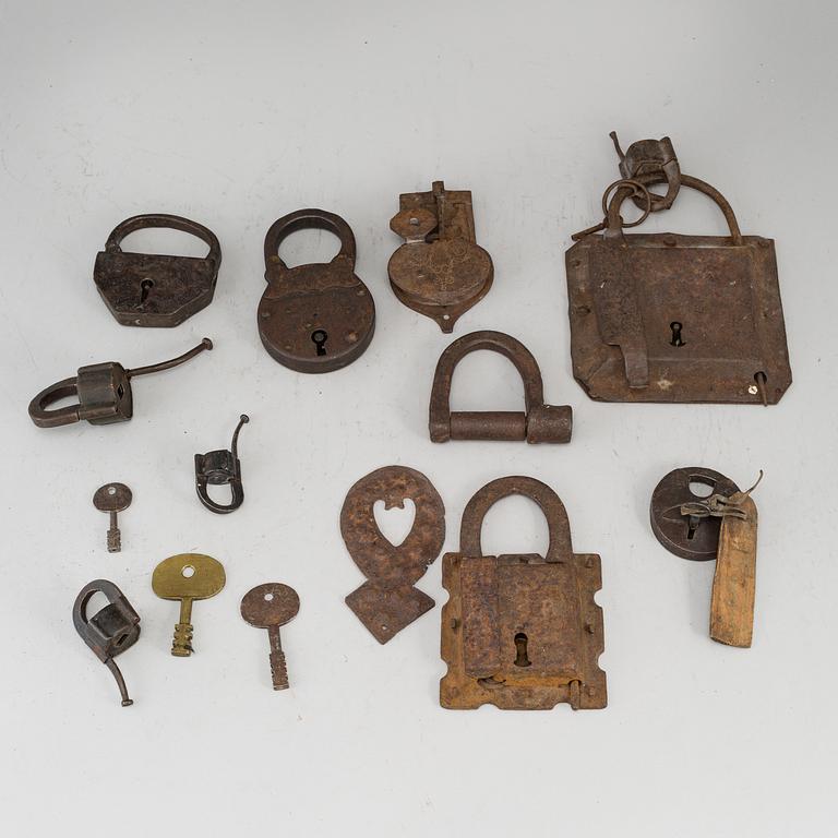 10 iron locks and fittings, mostly 19th century.