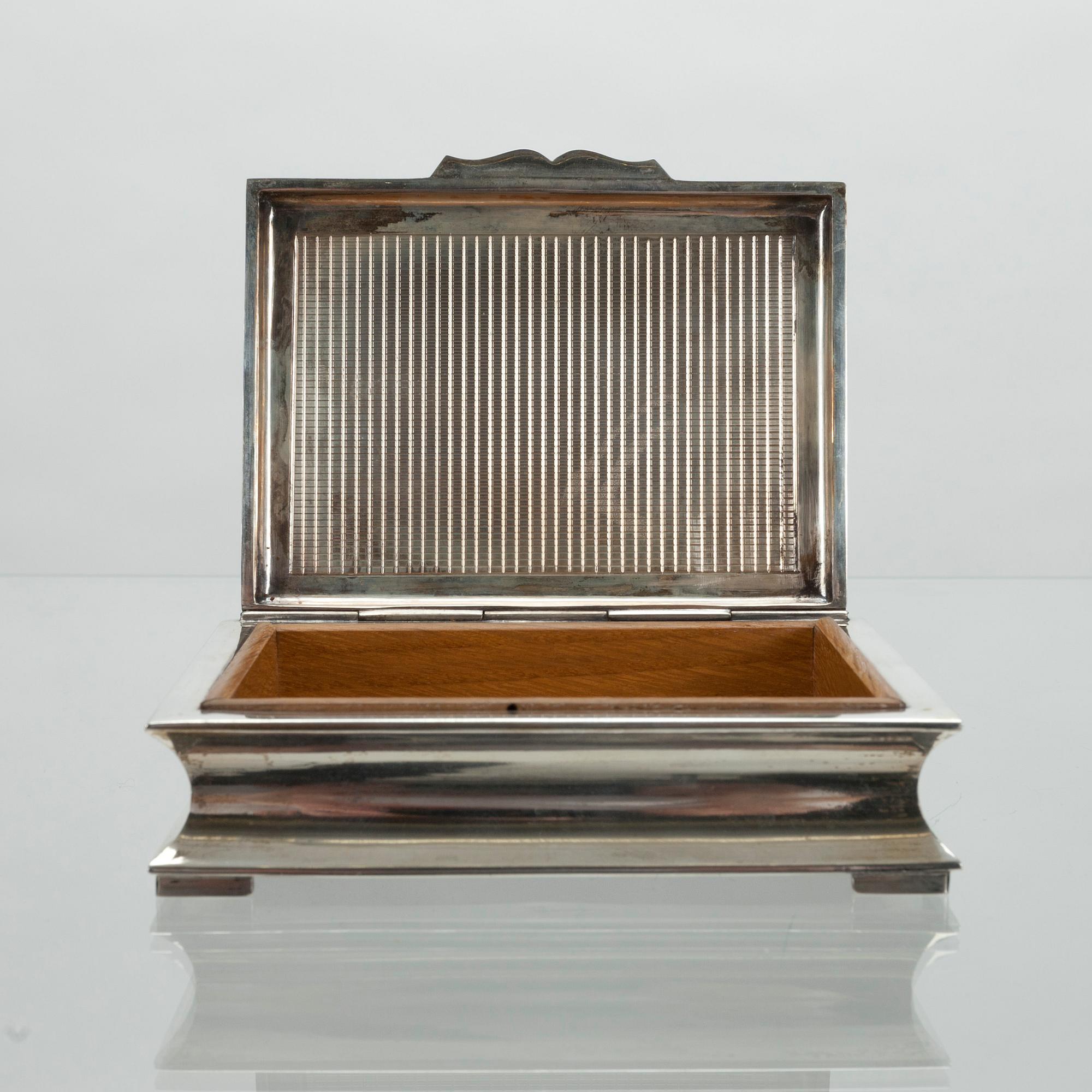 ASK, silver, bär finska importstämplar, 1955. Tot. vikt ca 314 g.
