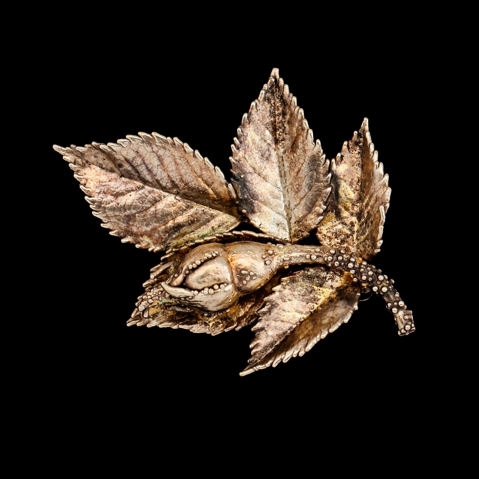 BROSCH, sterlingsilver, Flora Danica, Eggert, Danmark. Vikt ca 10 g.