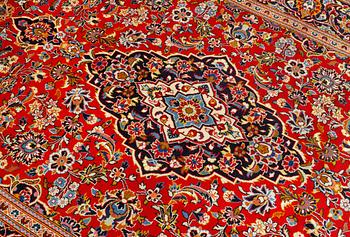 A Keshan carpet, c. 314 x 197 cm.