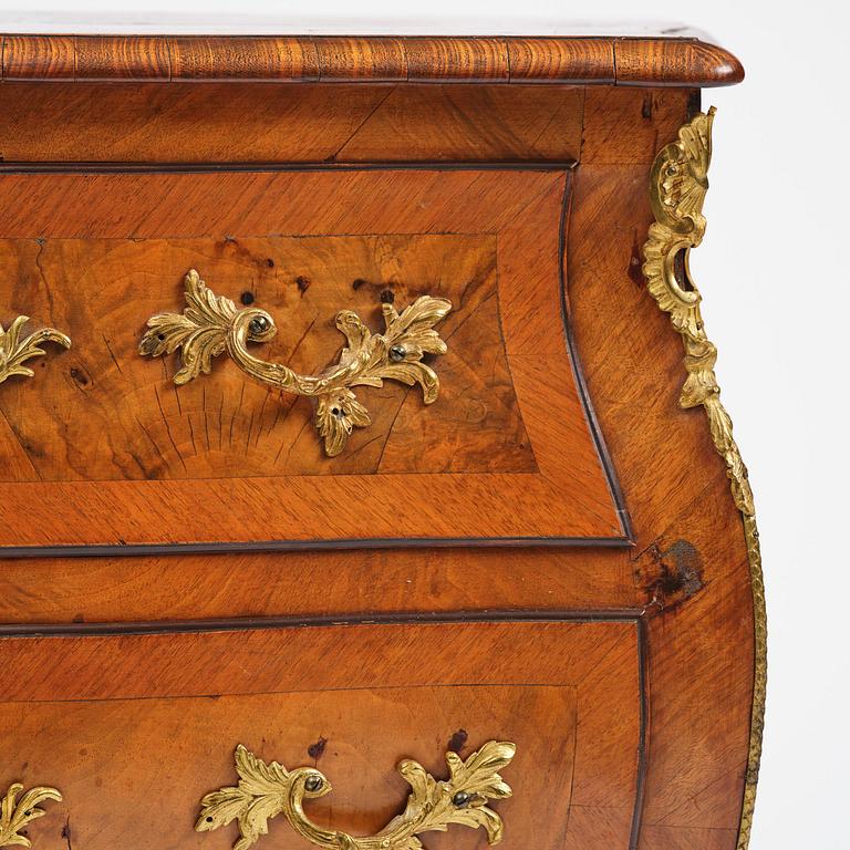 Byrå, Stockholmsarbete, 1700-talets senare del, Rokoko.