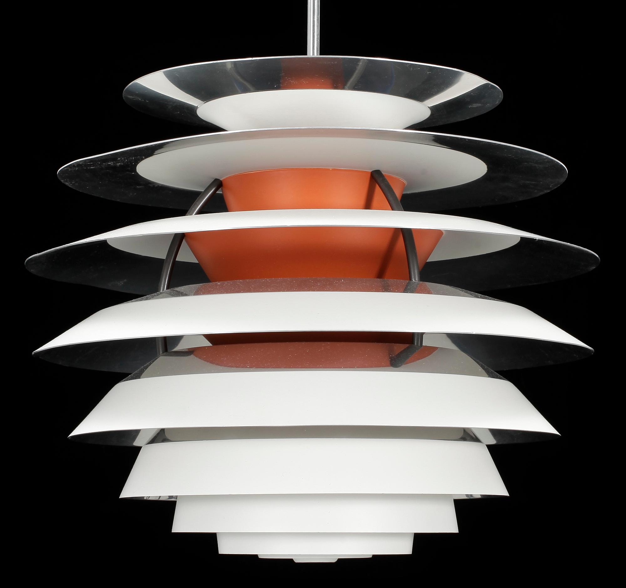 TAKLAMPA, "PH Kontrast", Poul Henningsen för Louis Poulsen, Danmark, 1900-talets andra hälft. Höjd ca 40 cm.