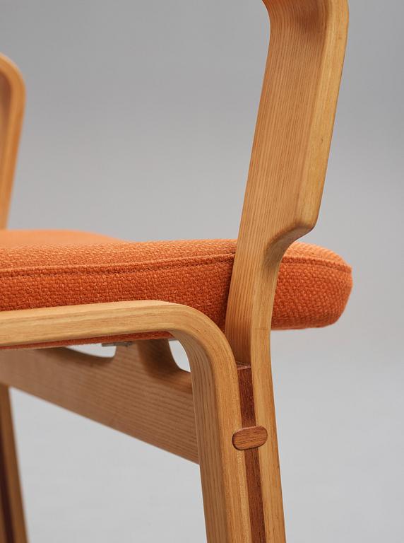 HANS J WEGNER, a pair of "JH 472" chairs, Johannes Hansen, Denmark 1980's.