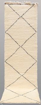 A RUNNER, Morocco, ca 315 x 90 cm.
