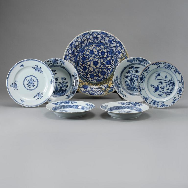 PARTI PORSLIN, 7 delar, mestadels Kina 1700-tal samt 1900-tal.