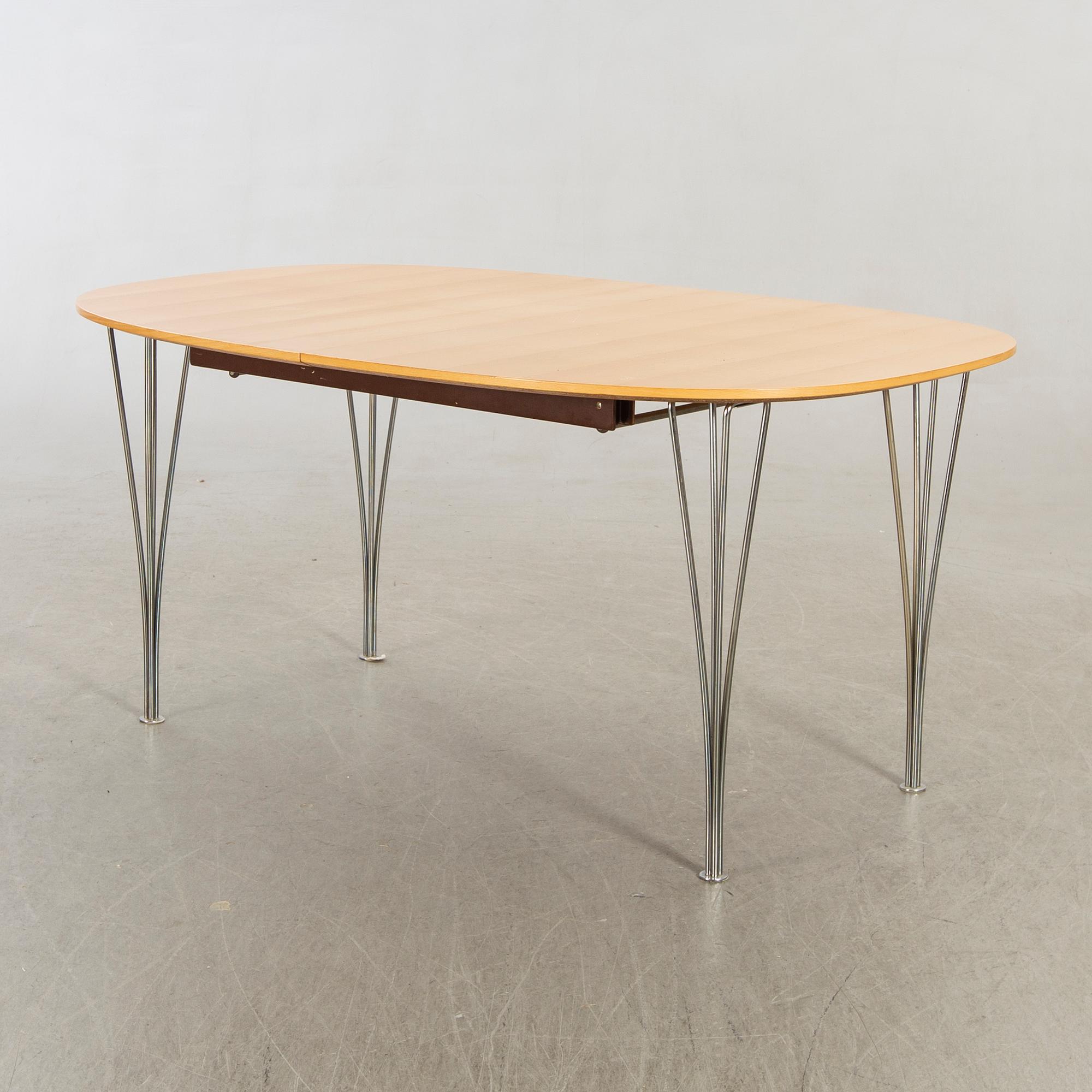 Bruno Mathsson, Matbord, "Superellips", 2 iläggsskivor, Fritz Hansen, Danmark.