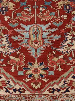 A CARPET. Semi-antique Heriz. 571 x 359,5 cm.