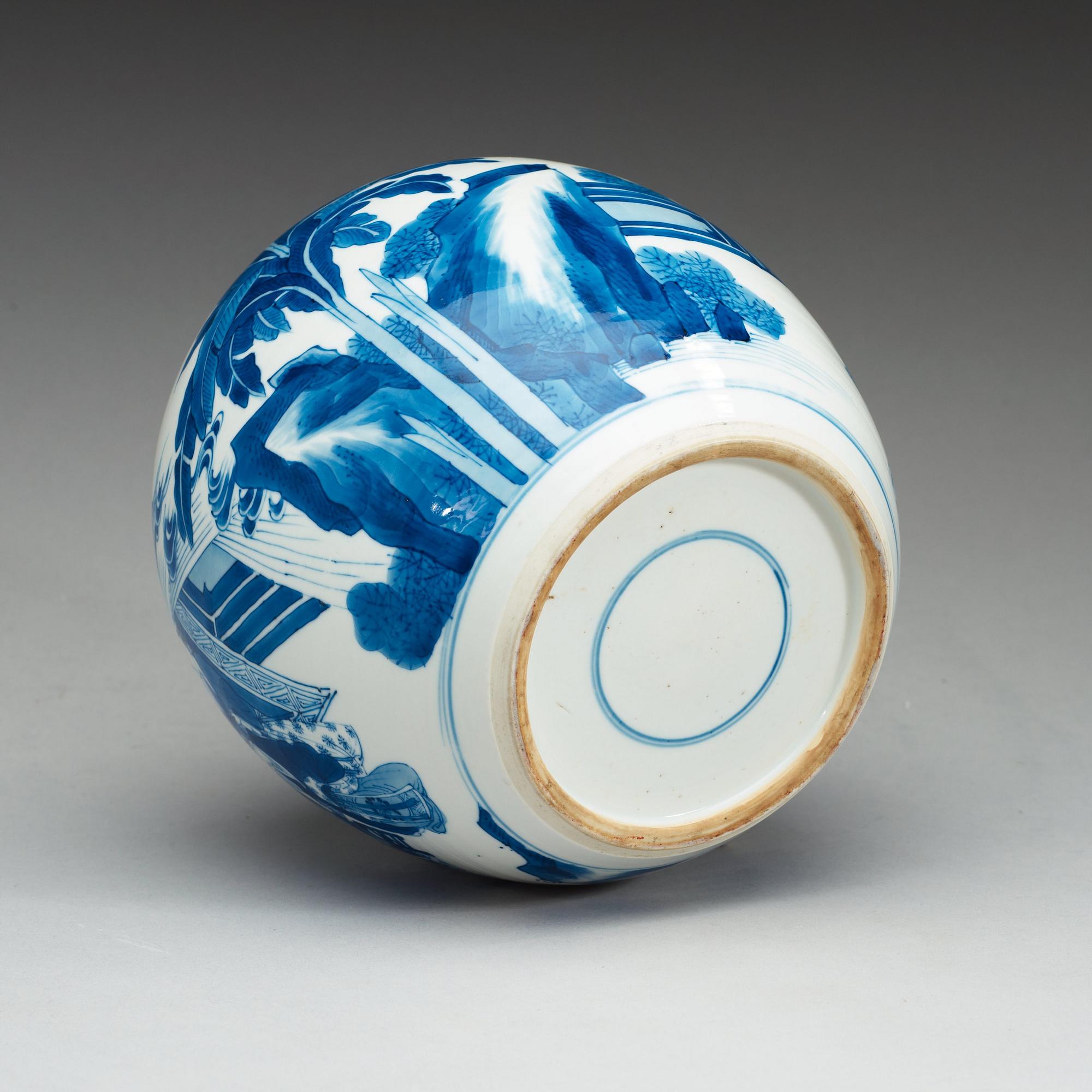 KRUKA, porslin. Qing dynastin, Kangxi (1662-1722).