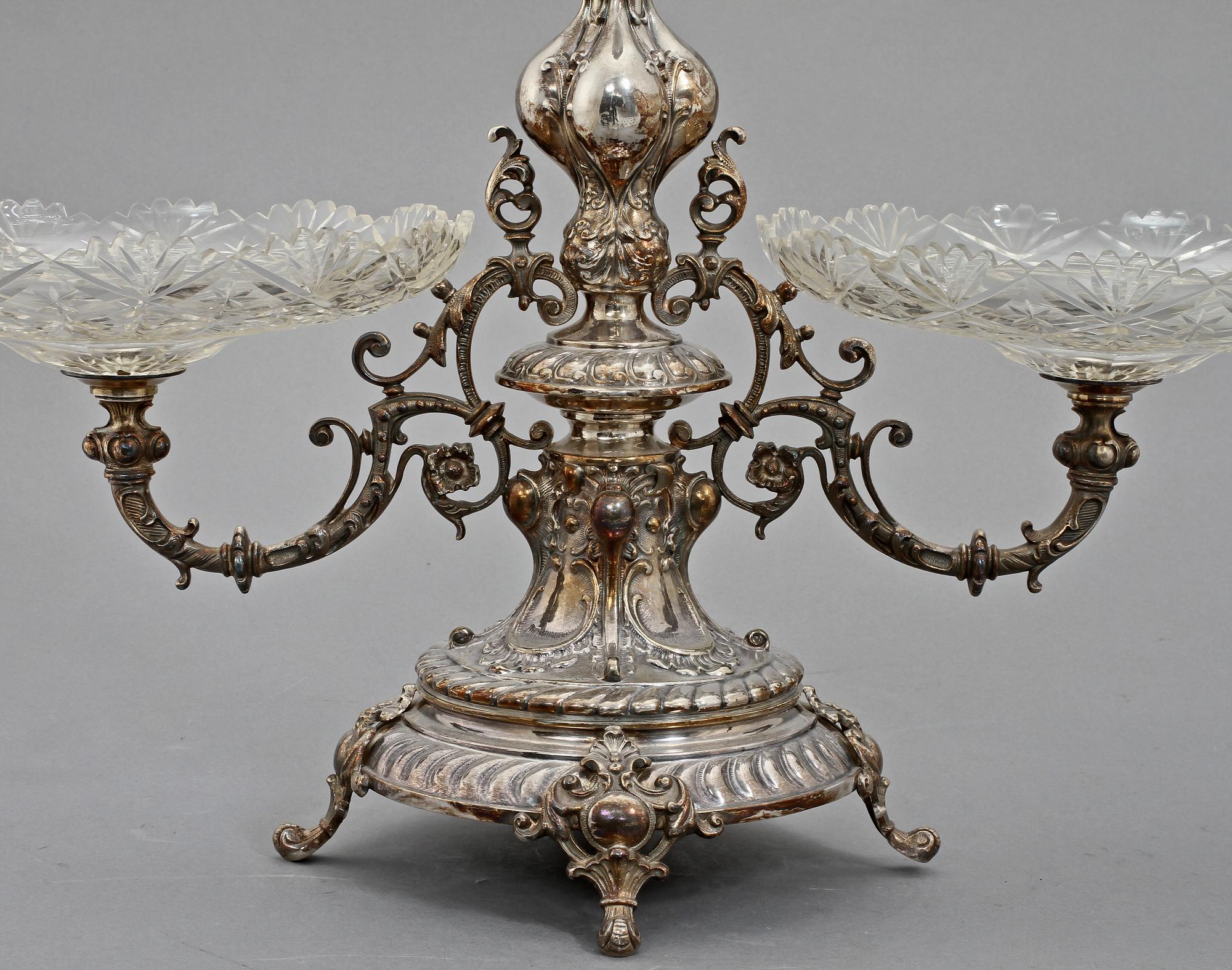 UPPSATSSKÅL, nysilver och glas, 1800-talets senare del.