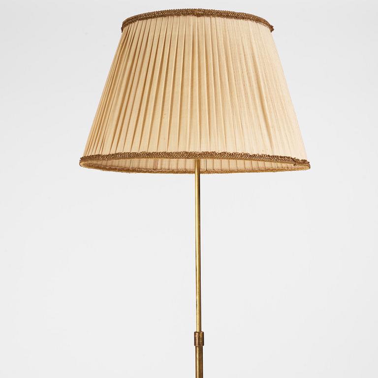 Erik Tidstrand and/ or Bertil Brisborg a brass 'model 30085' floor lamp, Nordiska Kompaniet, 1940s.