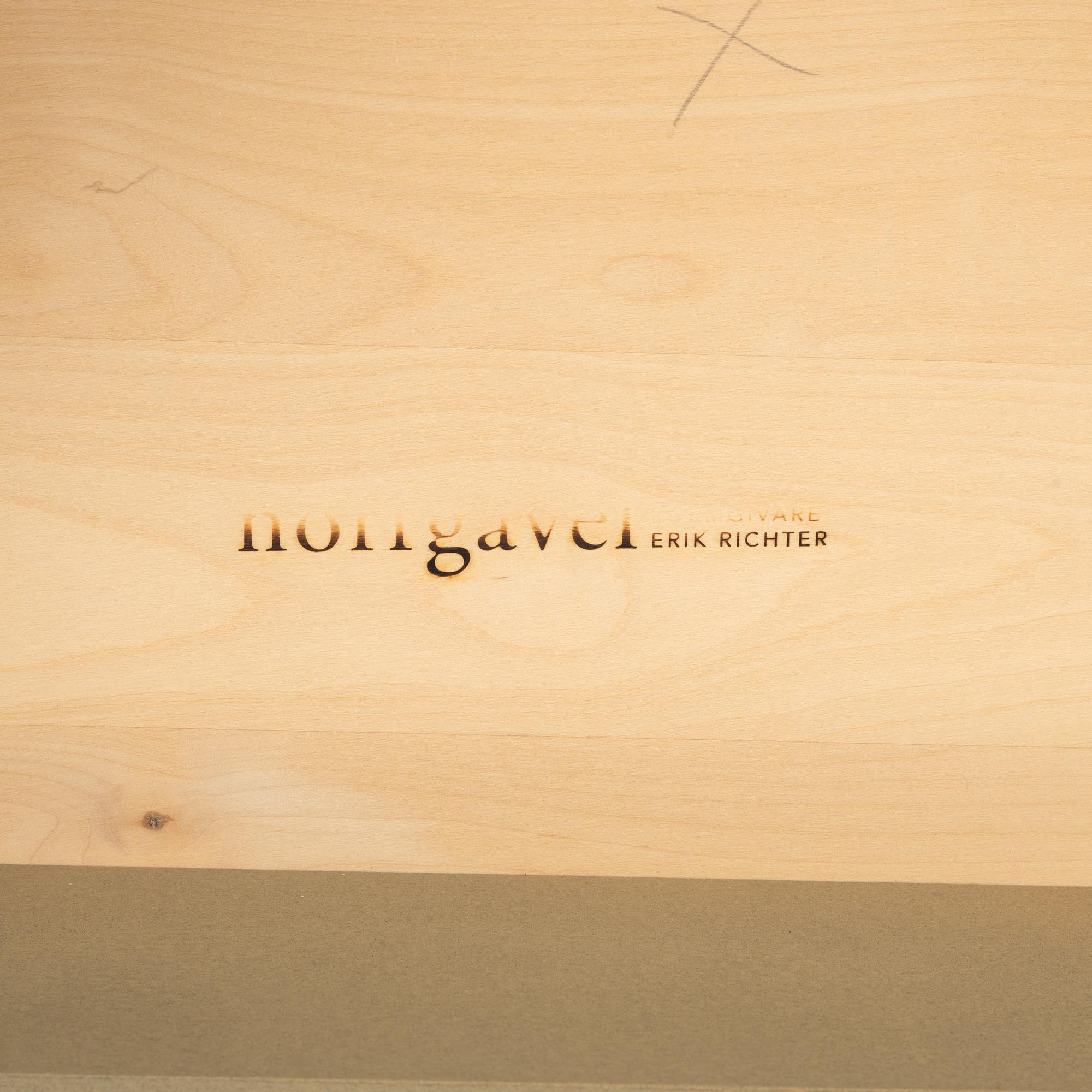 Nirvan Richter, bord, Norrgavel.