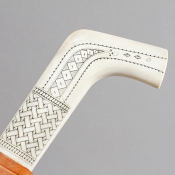 SAMEKNIVAR, 3 st, bl a Johan Gaup, Laimoviken, delvis monogramsignerade, 1900-tal.
