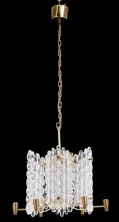 TAKLAMPA, glas samt mässing, 1900-talets andra hälft. Höjd: 46 cm.