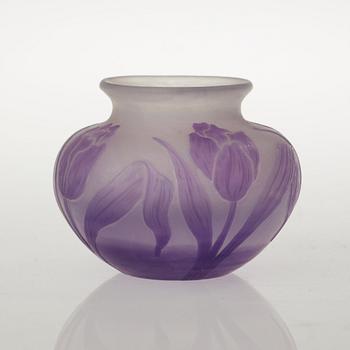 A Karl Lindeberg Art Nouveau cameo glass vase, Kosta, Sweden.