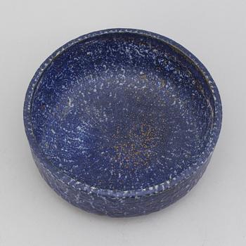 A stoneware bowl by Gunnar Nylund, Rörstrand.