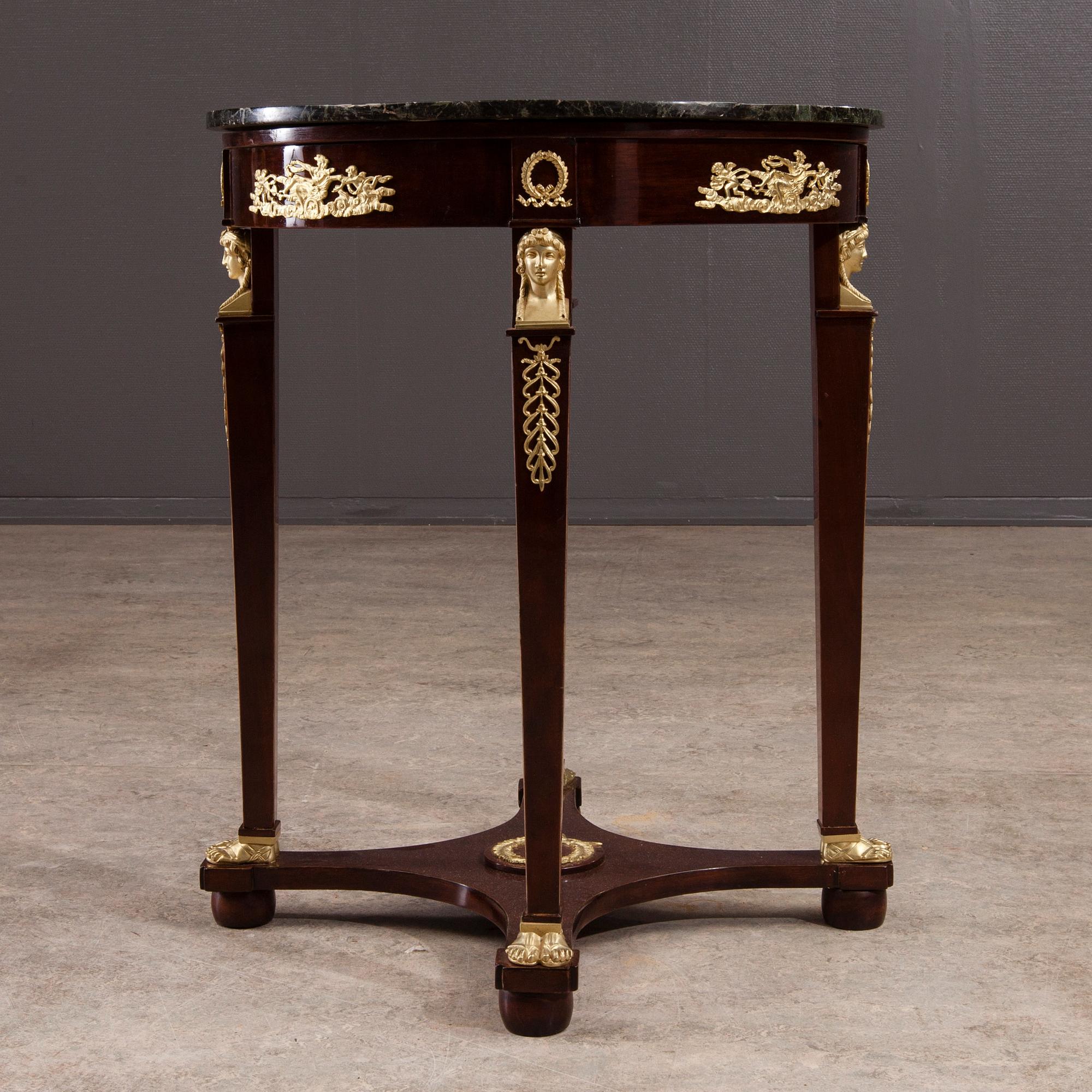 BORD, empirestil, 1900-tal.