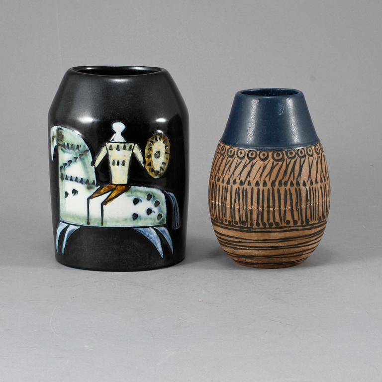 VASER, 2 stycken, stengods. Lisa Larson, Gustavsberg, 1950-60-tal.