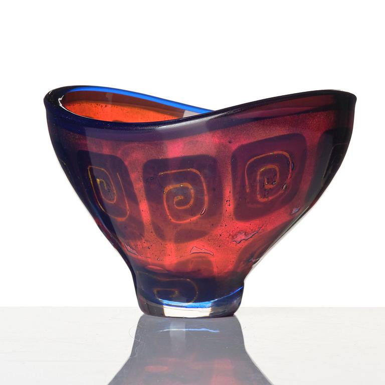Sven Palmqvist, a ravenna glass bowl, Orrefors 1951, no 166.