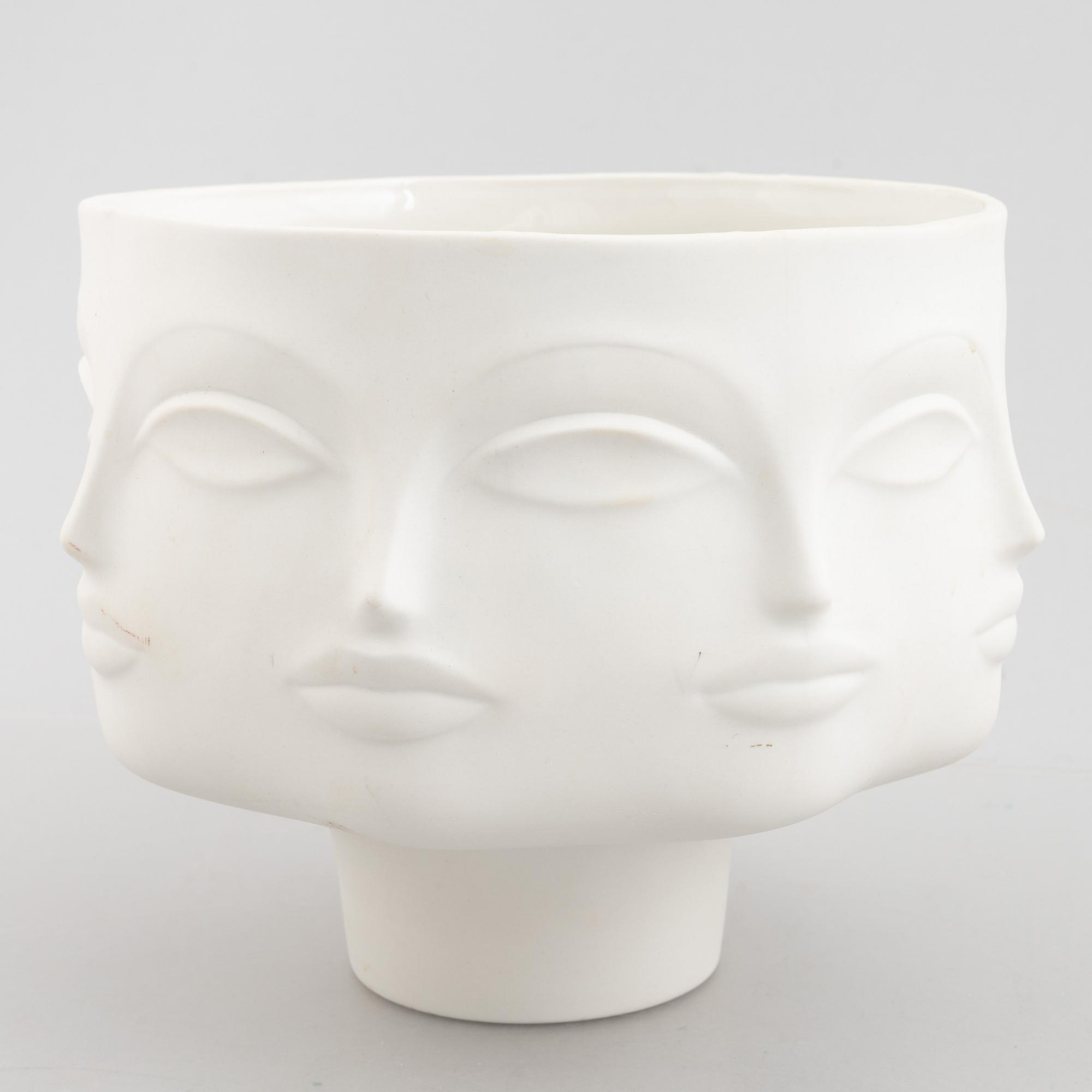 Jonathan Adler, vas, "Dora Maar", Muse Collection.