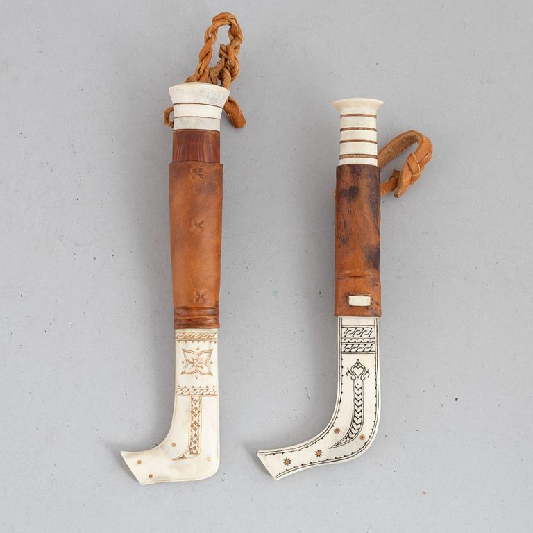 Two half-horn knives.