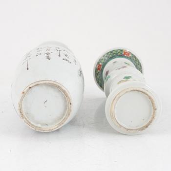 Two porcelain vases and a cup, China, late Qing dynasty/early 20th century.