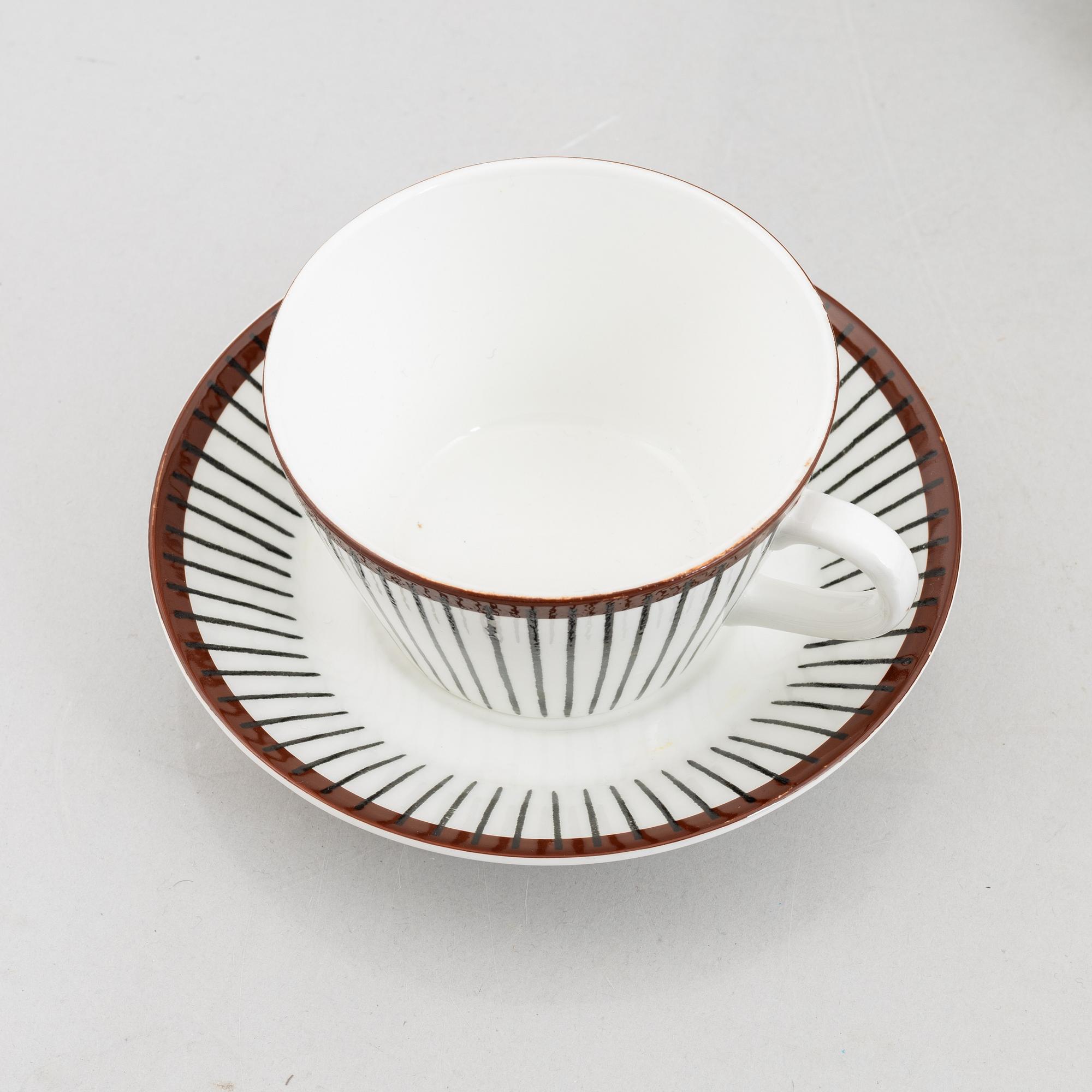 Stig Lindberg, ten "Spisa Ribb" tea cups with saucers, Gustavsberg, Sweden, 1955-74.