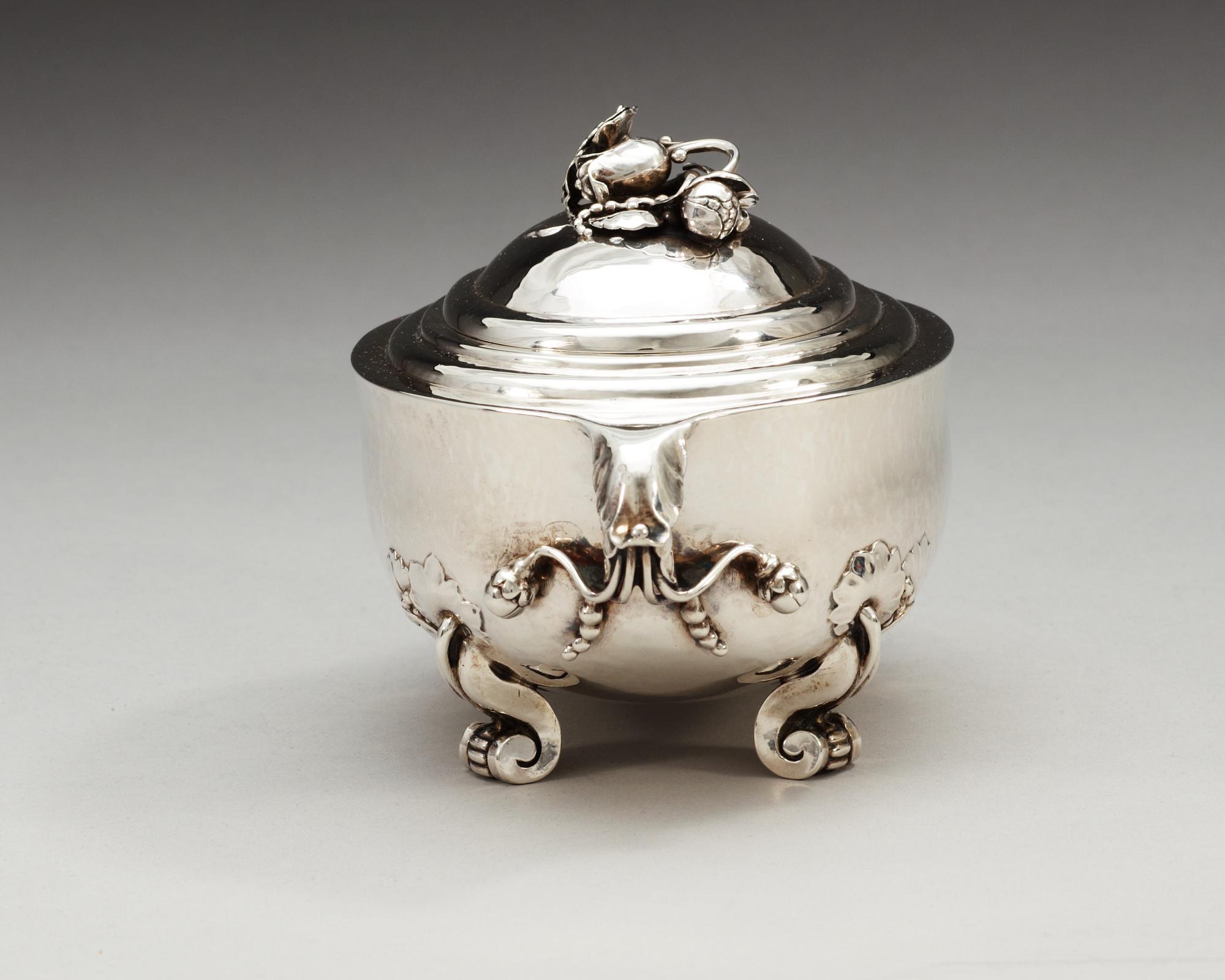 A Georg Jensen bonbonnière, Copenhagen 1919-27,