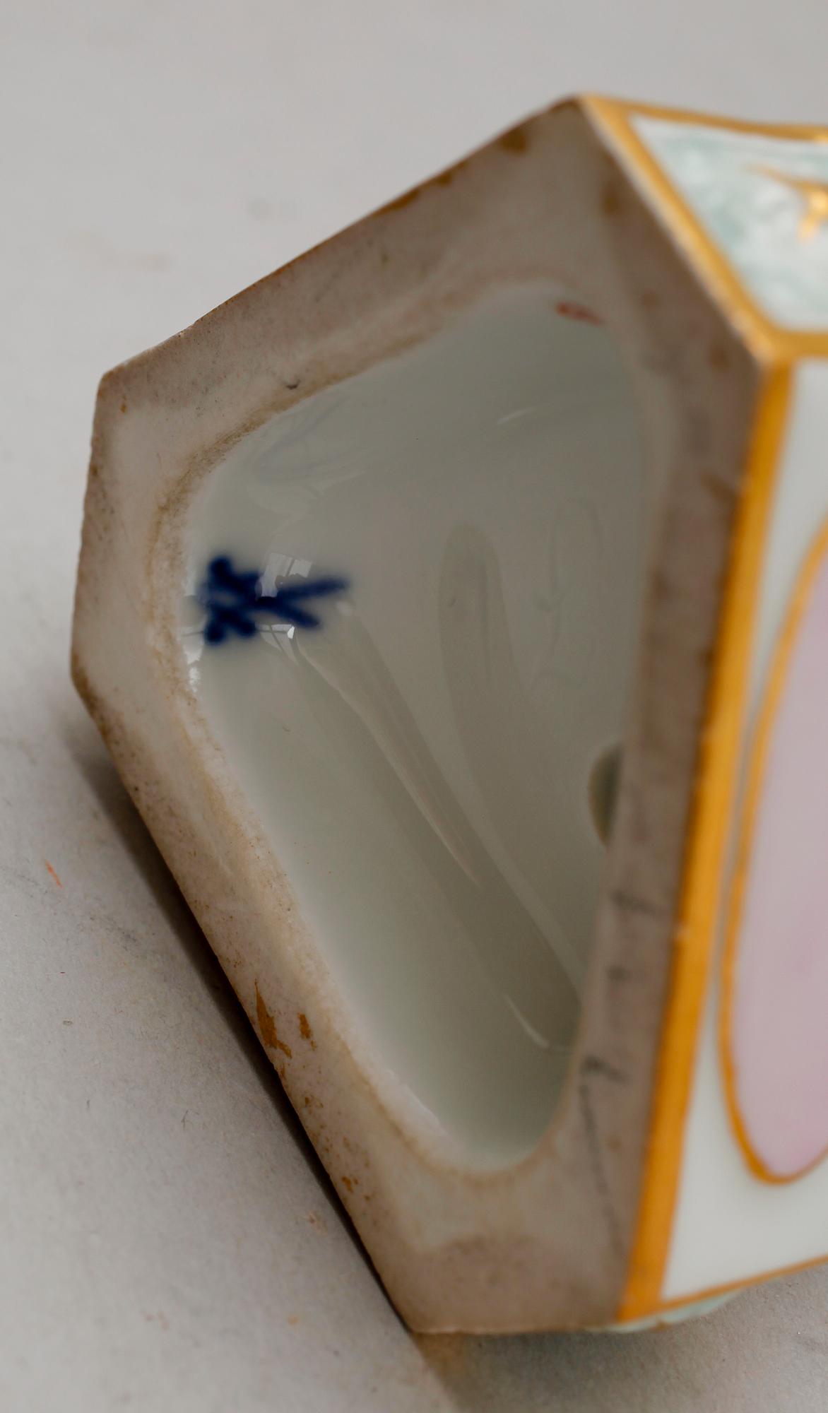 FIGURIN, porslin, Meissen.