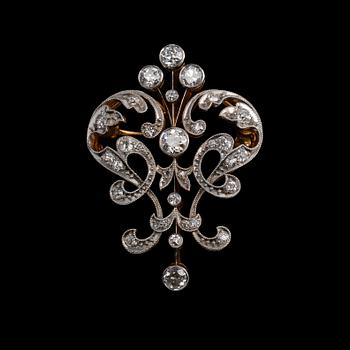 A BROOCH / PENDANT, 8/8 and 16/16 cut diamonds c. 1.85 ct. H/ vs-si. 18K gold. Weight 12.1 g.