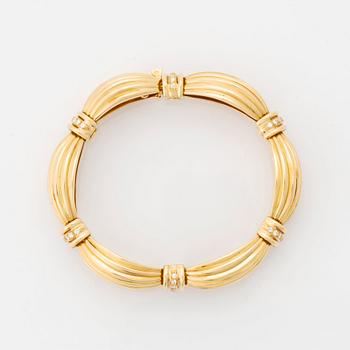 Armband 18K guld med runda briljantslipade diamanter.