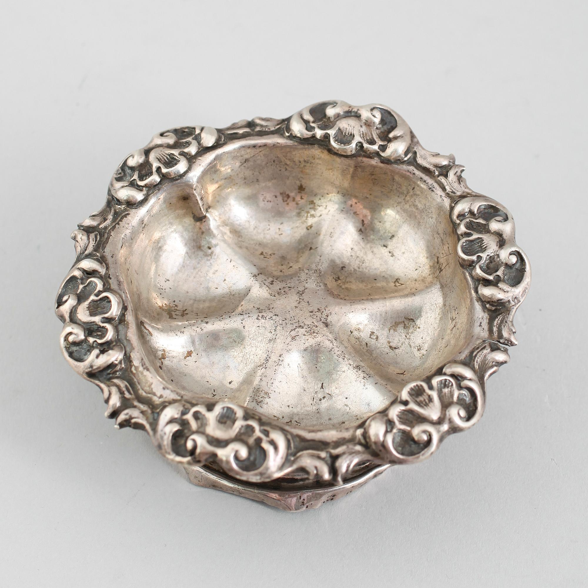 SALTKAR, silver, Ryssland 1851. Vikt ca 58 gram.