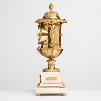 BORDSPENDYL, Paris, 1800-talets början.