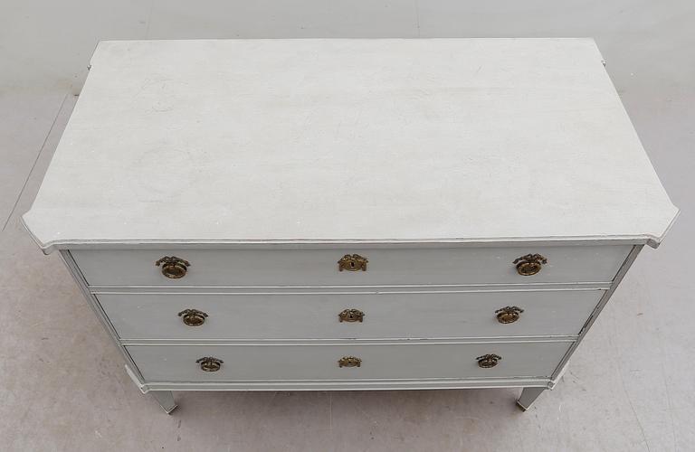 BYRÅ, gustaviansk stil, 1900-talets mitt.