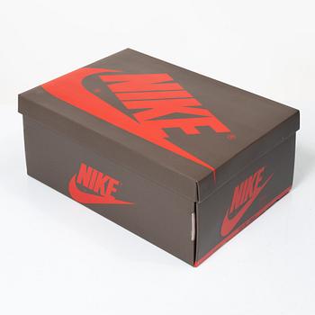 Sneakers, Nike, artikelnummer CD4487-100, Jordan 1 high OG TS SP, storlek US 9.