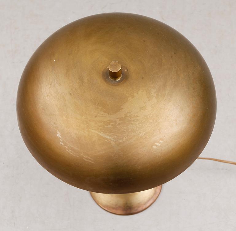 BORDSLAMPA, 1900-talets första hälft.