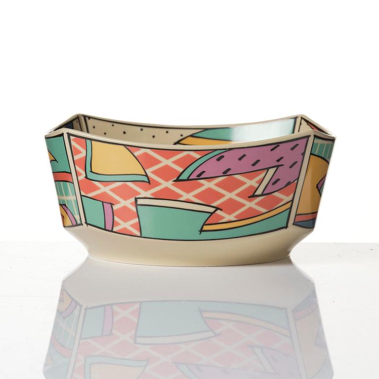 Dorothy Hafner, a 47-piece "Flash" ceramic dinner service, Rosenthal, Germany, post 1984.