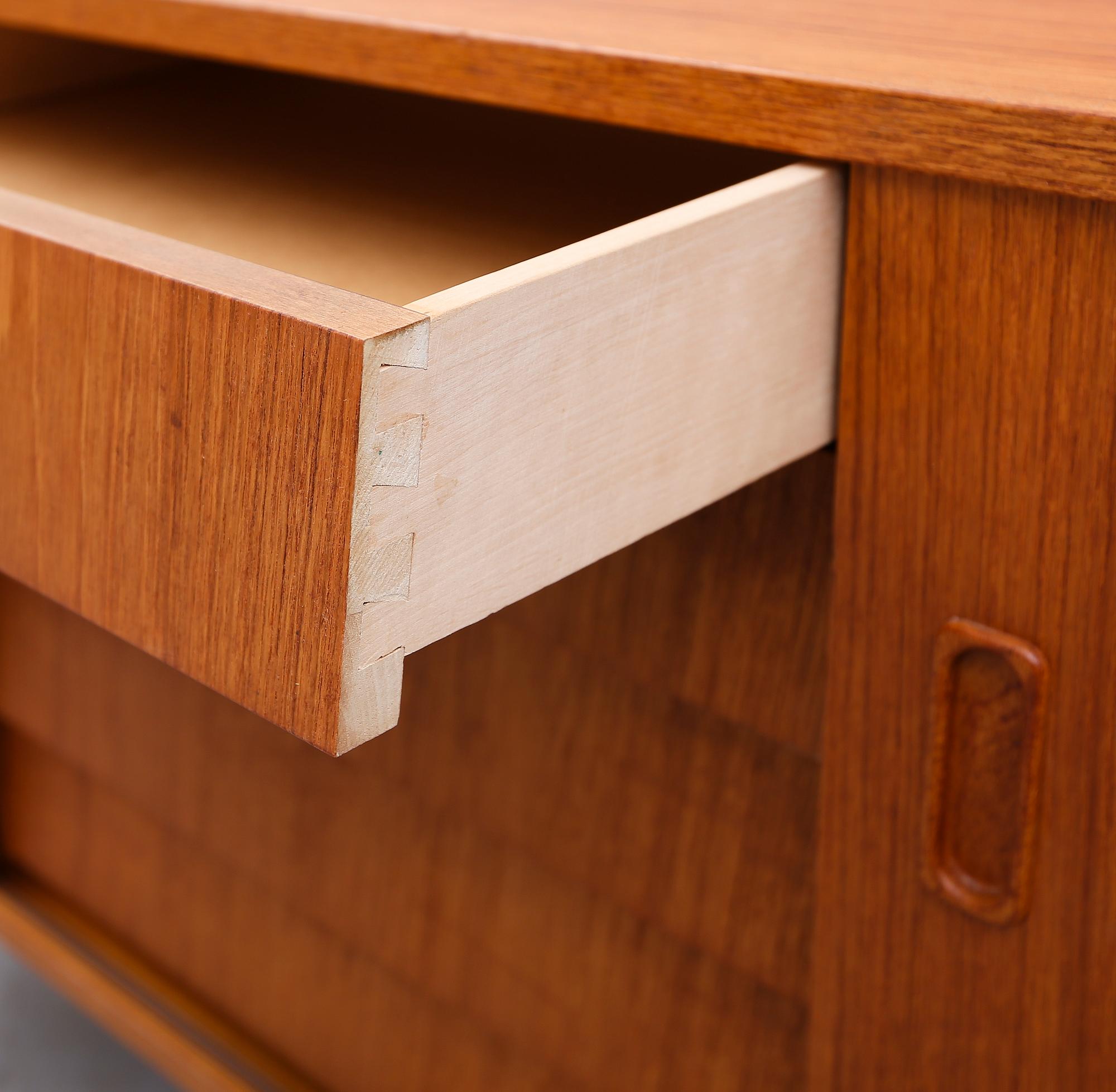 SIDEBOARD, 1900-talets andra hälft.