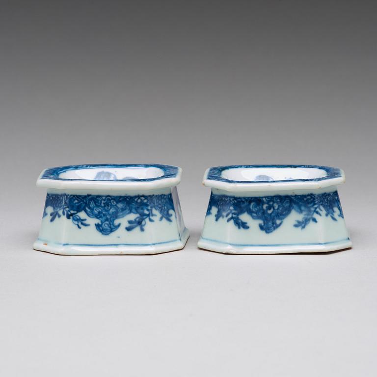 A pair of blue and white salts, Qing dynasty, Qianlong (1736-95).