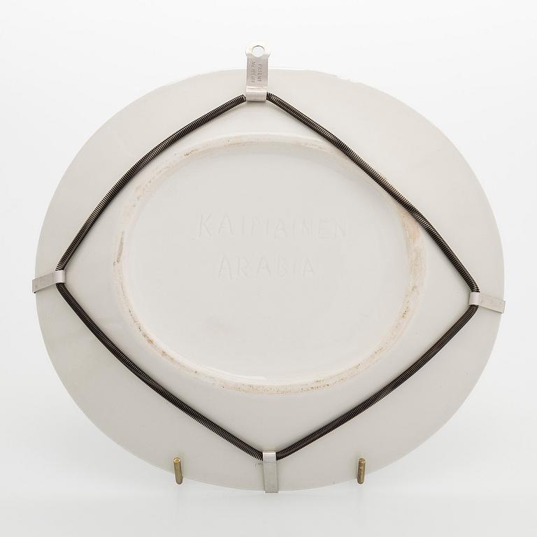 Birger Kaipiainen, dekorationstallrik,stengods, signerad Kaipiainen Arabia.